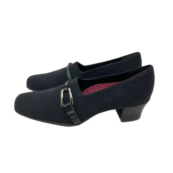 Amazon.com | Munro Women Munro Cindi Black Buckle Toe Comfort Stretch Square Toe Pumps - Size 6